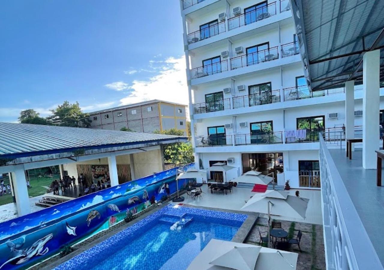 Ocean Star Hotel 科隆 外观 照片