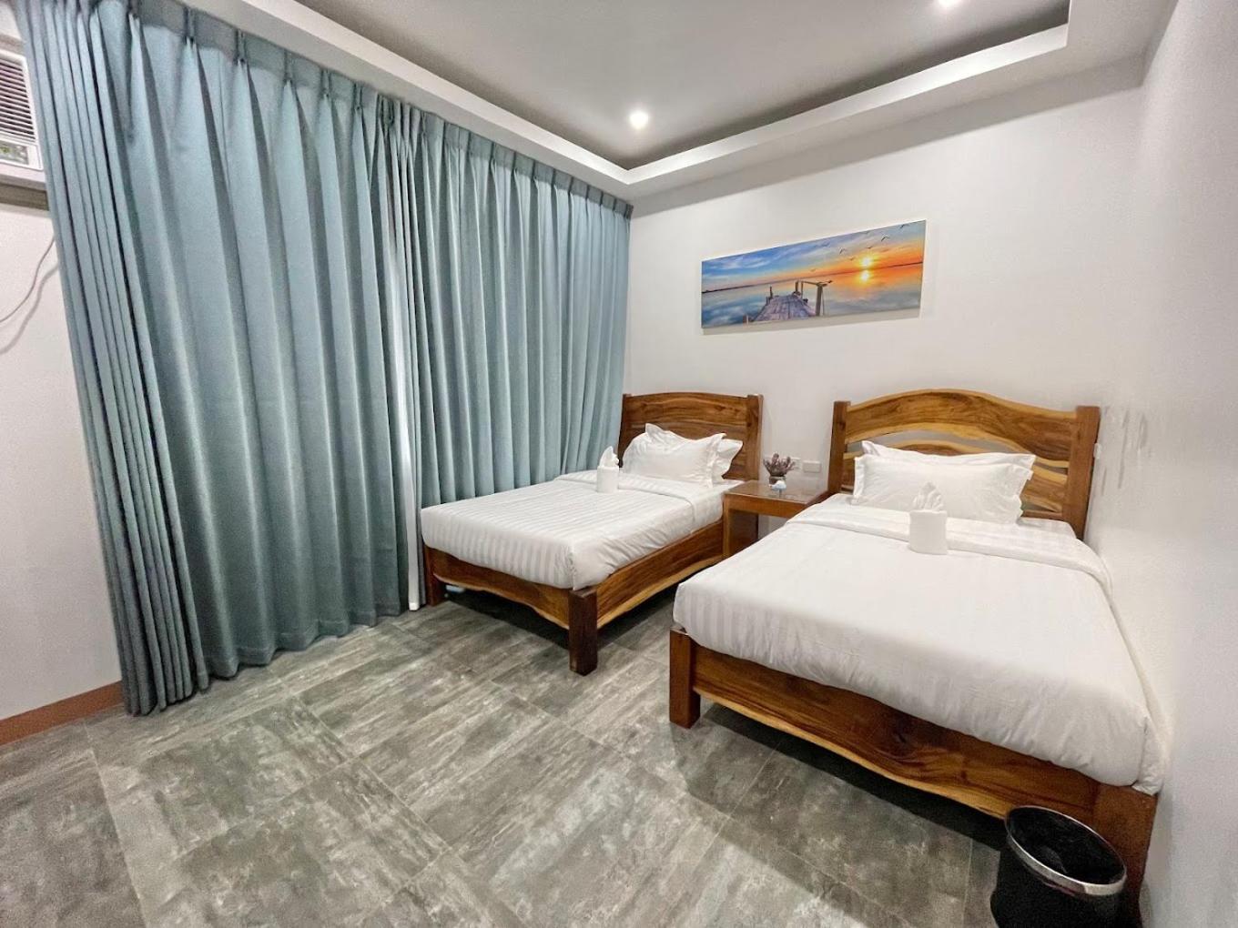 Ocean Star Hotel 科隆 外观 照片
